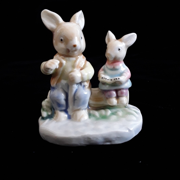 England 1970s Porcelain Rabbits Figurines
